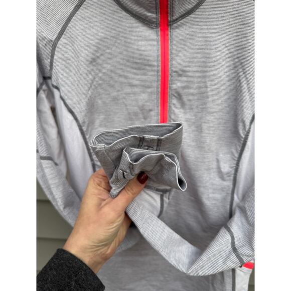 Lululemon Run size 8 Wild 1/2 Zip Long Sleeve Top - Wee Stripe White Fossil RARE - Picture 10 of 16